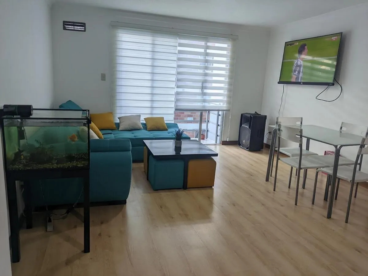 Departamento Totalmente Amoblado En Cuenca公寓